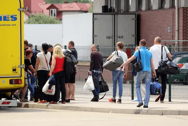 Устроили для украинцев концлагерь. Прокуратура Вроцлава выдвинула обвинения в торговле людьми