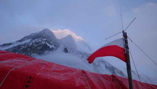 “К сожалению, вершина не ждала нас”. Польская зимняя экспедиция на K2 провалена