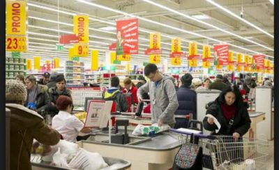 Какие магазины работают по воскресеньям в Польше можно узнать с помощью мобильного приложения