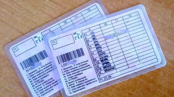 Водійські права в Польщі: як можна отримати нову категорію та в якому віці