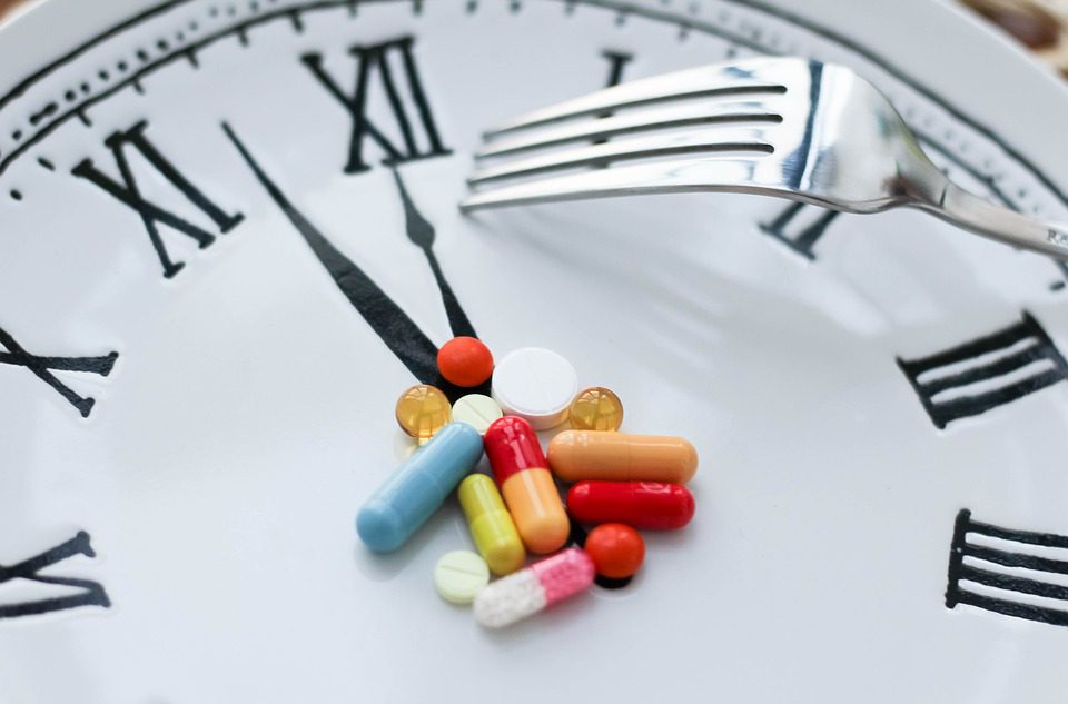 10 продуктів, які потрібно з’їсти перед вживанням алкоголю