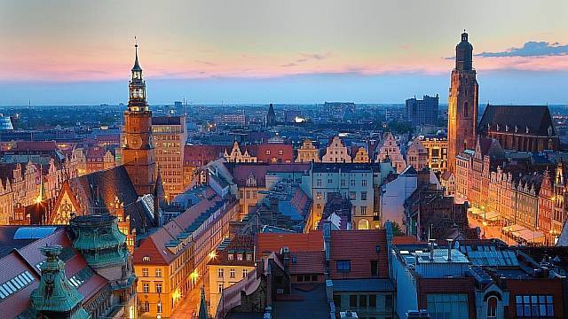 В Вроцлаві відкрився набір у класи для дітей до 19 років, що не знають польської