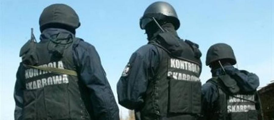 Українці на кордоні: підроблені штампи та гроши, які забули задекларувати