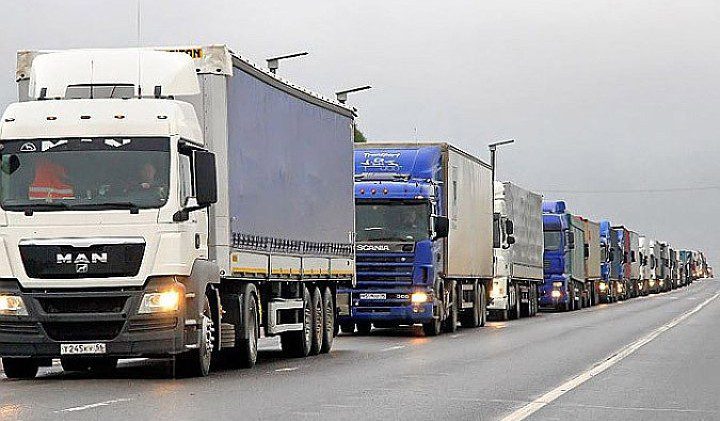 Україна отримала 2,5 тис. додаткових польських дозволів на автоперевезення