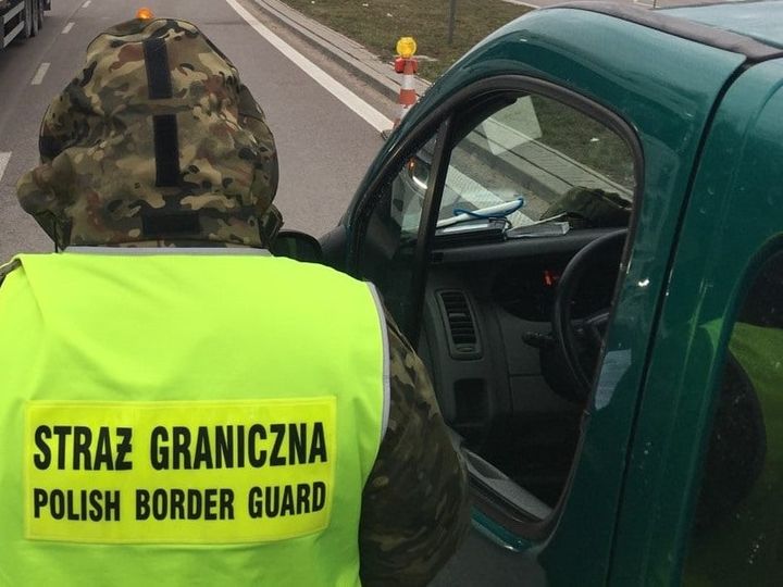 Як дізнатися останні новини про в’їзд іноземців до Польщі?