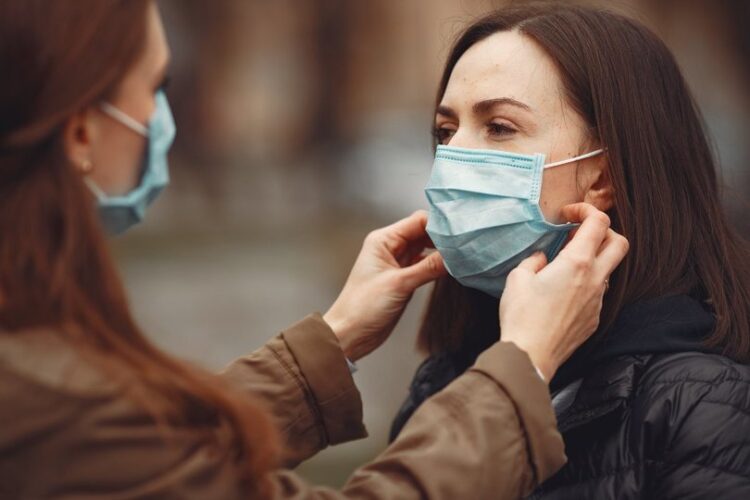 З травня в Польщі значно пом’якшать антікоронавірусні обмеження
