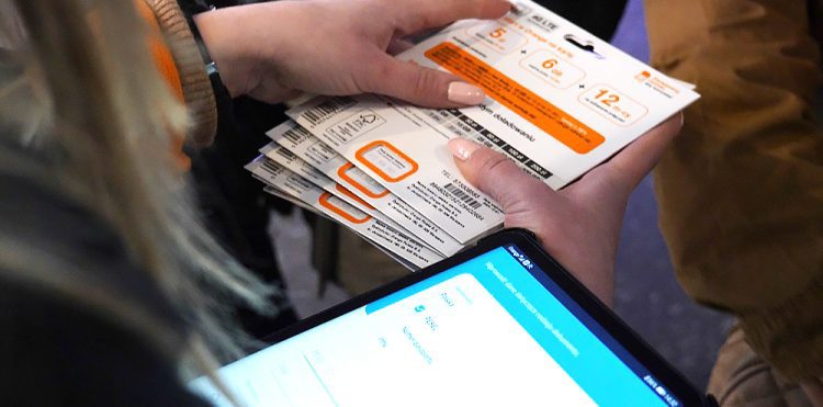 Poczta Polska роздасть українцям понад 100 тис. безкоштовних стартових пакетів  мобильного оператора Orange