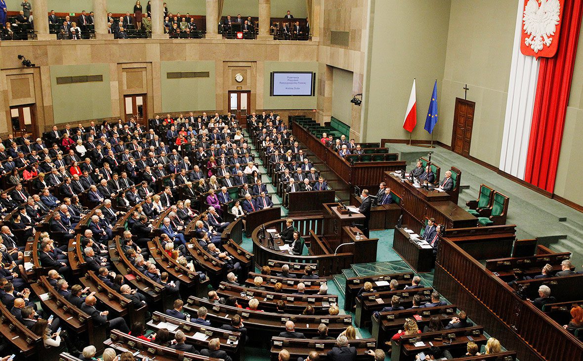 Уряд Польщі готує зміни у Спецзаконі про біженців з України