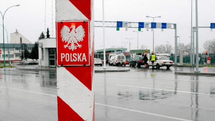 З 1 вересня 2022 в Україні анонсували зміни організації руху транспорту на кордоні з Польщею