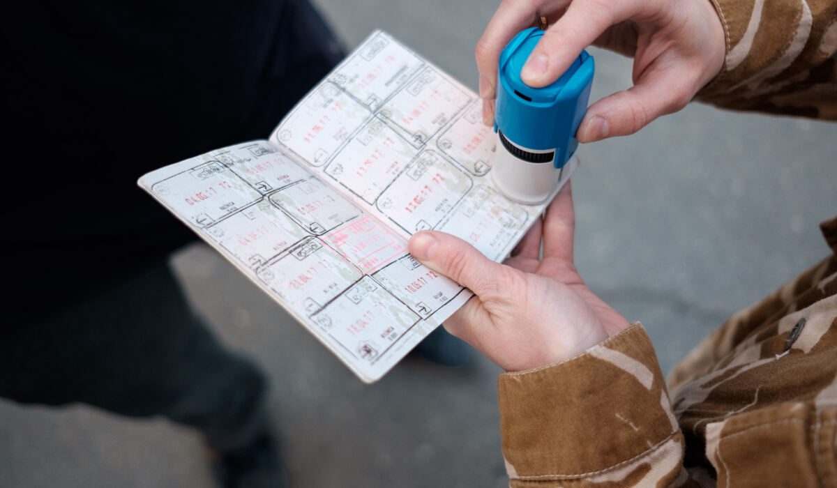Проблеми на українсько-польскому кордоні:  авто стоять по 12 годин у черзі