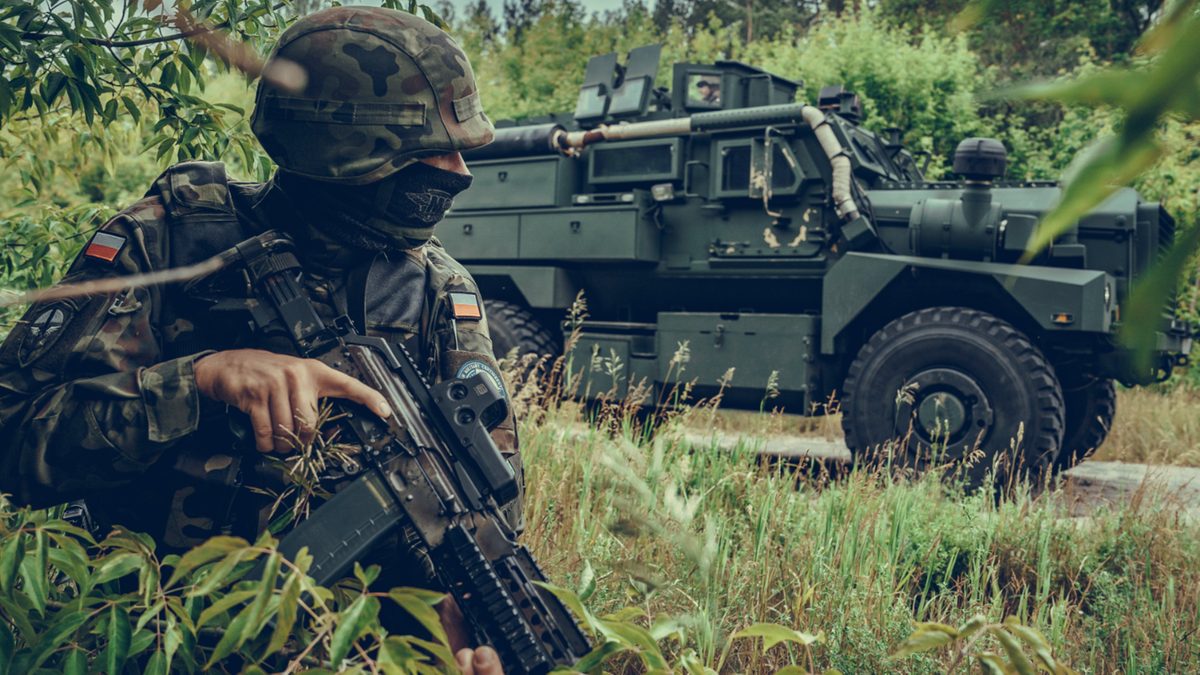 Зміцнення польського кордону: Польща перекидає солдат до Білорусі