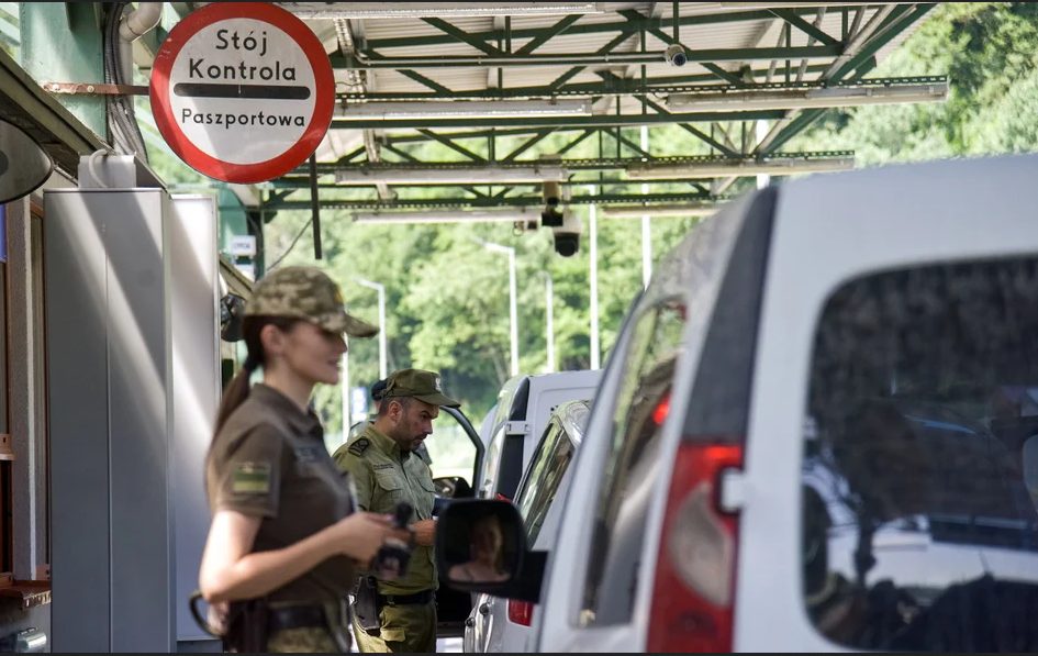 Польща почала видачу Україні громадян, причетних до незаконного перетину кордонів