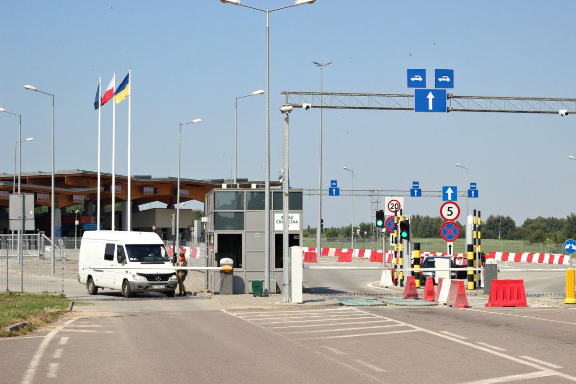 З листопада на кордонах з Польщею очикуються певні труднощі