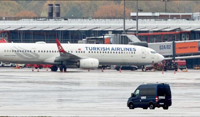 Операція в аеропорту Гамбурга завершилася. Дитина не постраждала