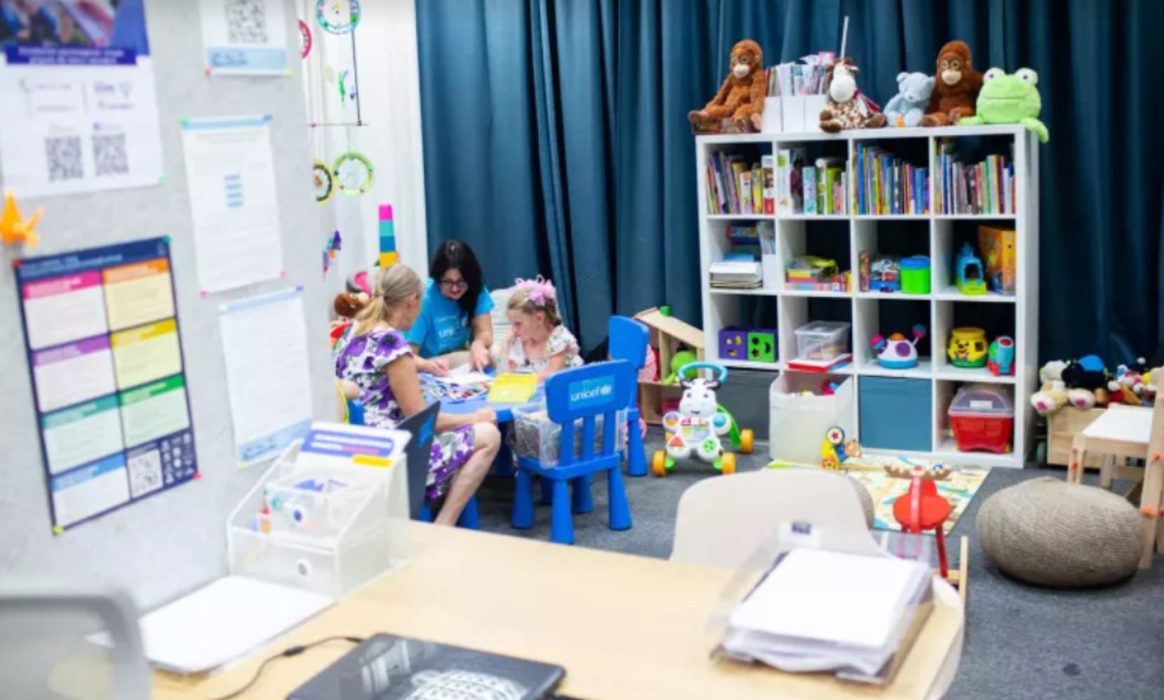 ООН закриває точки допомоги біженцям у Польщі „Блакитна точка”