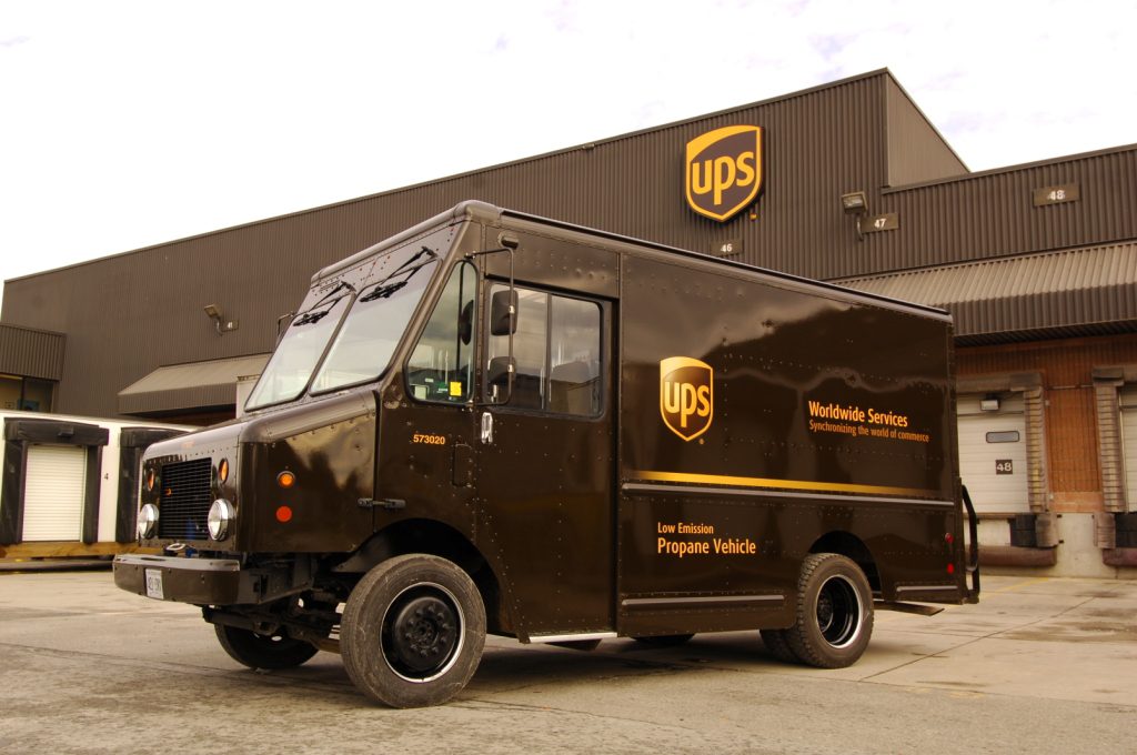 Новий від шахрайства:  оплатить мито на посилку UPS